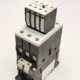 Stycznik SIEMENS 3RT1034-1BB40 cewka 24V DC, 50A 15 kW+ styki 3RH1921-1HA22
