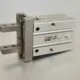 MHZ2-16D SMC chwytak pneumatyczny