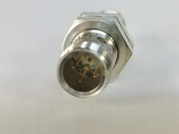 1f706b4ee7609cd19330671590a77144