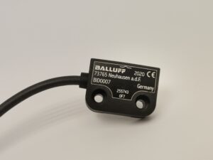 63311c11f3e9c2a60705c1957b5c594c