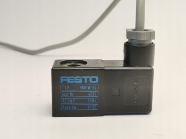 8eb85dda32f1632d5cc71073cf966ad2