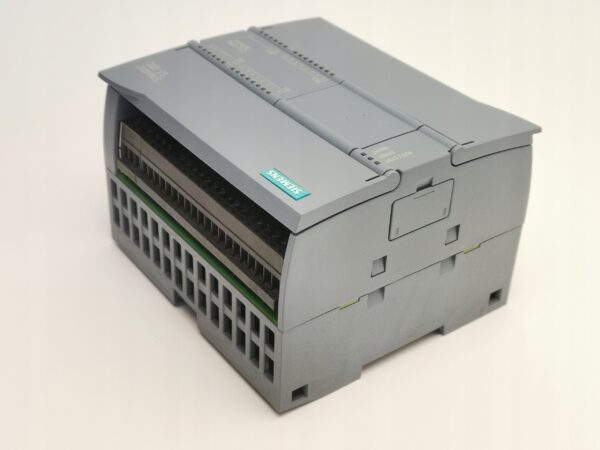 80d95b03bb744c92e86faa2e7a2410ce